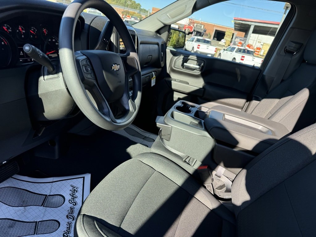 New 2026 Chevrolet Silverado 1500 Custom w/ Turbomax Blackout Package image 18