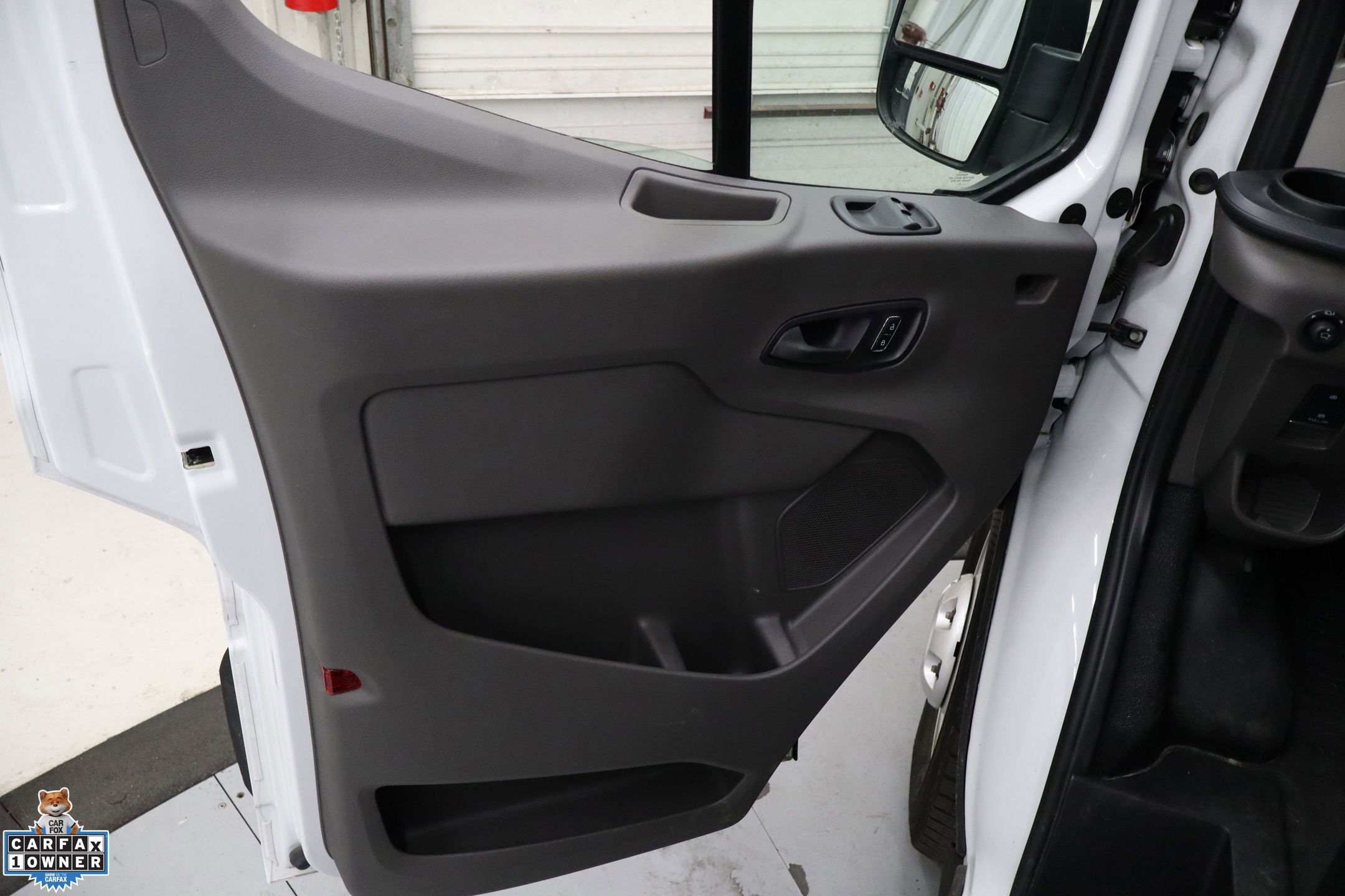 Certified 2025 Ford Transit 350 XLT image 12