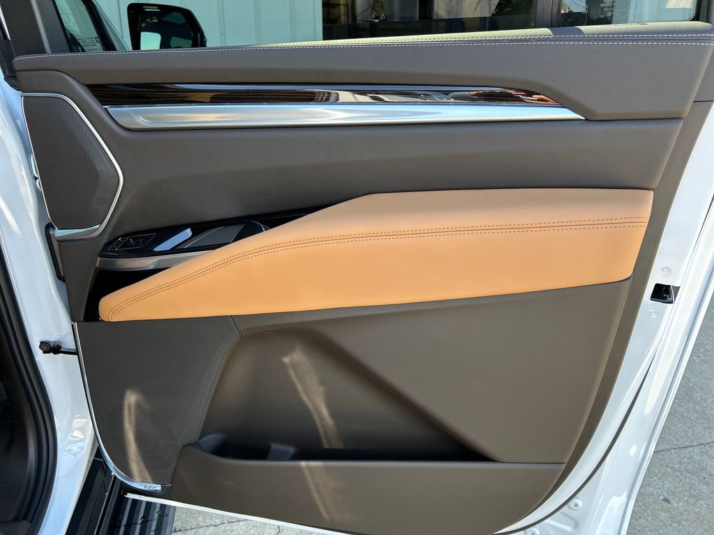 New 2026 Cadillac Escalade ESV Luxury image 52