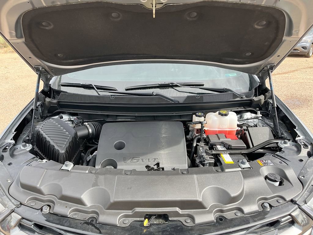 Used 2023 Chevrolet Traverse RS w/ LPO, Cargo Package image 33