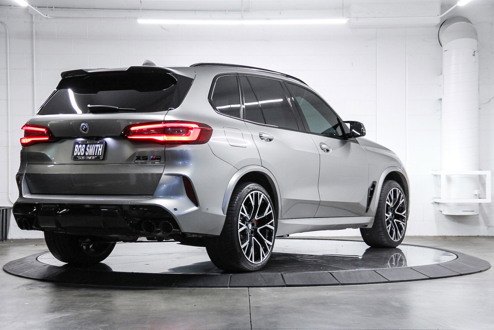 Used 2023 BMW X5 M w/ Competition Package image 6