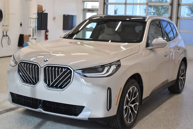 New 2026 BMW X3 xDrive30i w/ Convenience Package AWD/4WD image 9