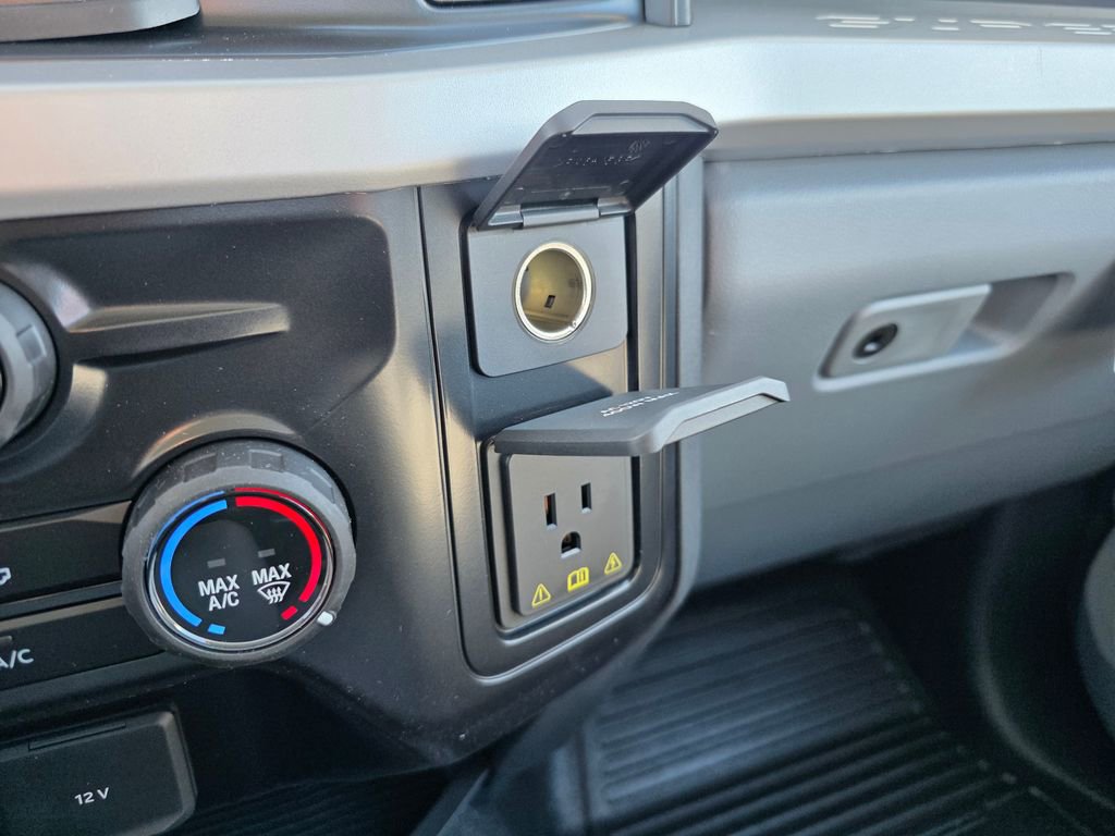 New 2026 Ford F550 4x4 Supercab Super Duty image 20