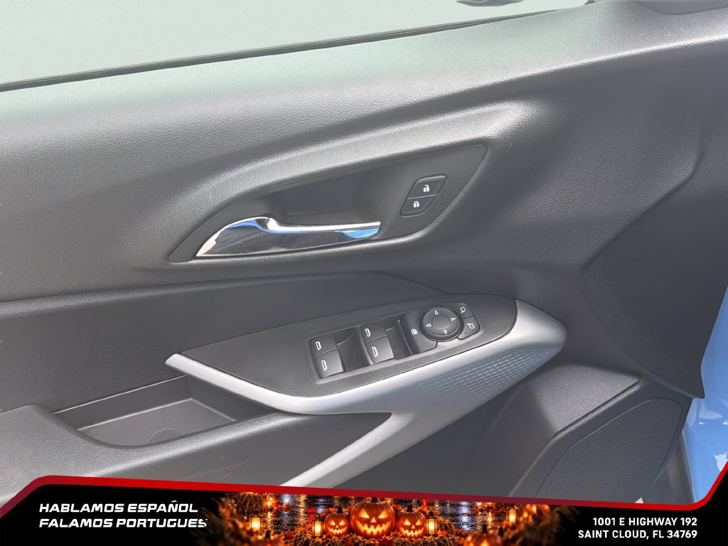 Certified 2024 Chevrolet Trax RS w/ Driver Confidence Package FWD image 13