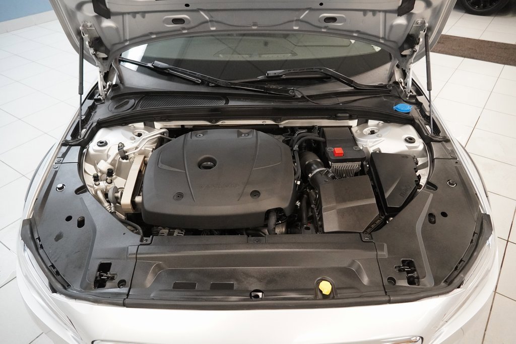 Used 2018 Volvo V90 T5 Cross Country w/ Convenience Package image 22