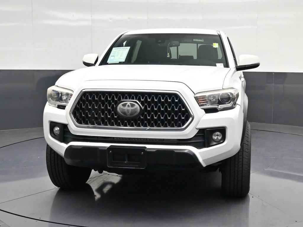 Used 2018 Toyota Tacoma TRD Off-Road w/ Technology Package AWD/4WD image 6