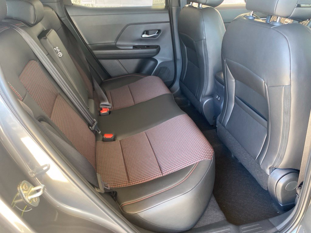 New 2027 Nissan Kicks SR w/ SR Premium Package FWD image 24