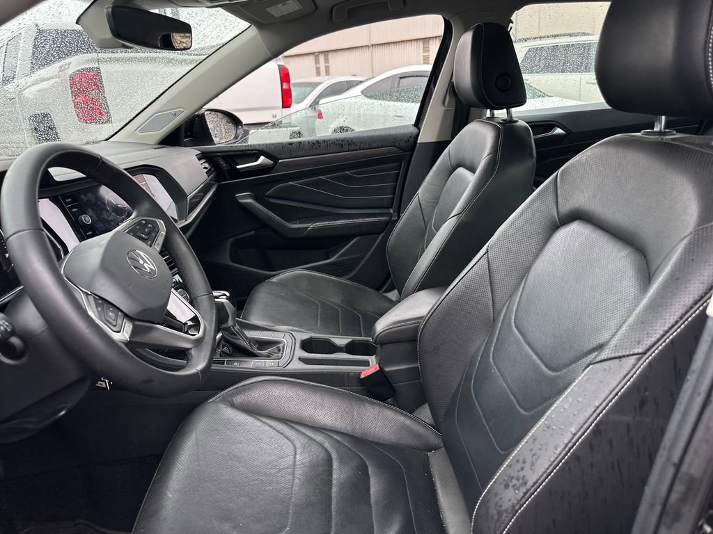 Used 2022 Volkswagen Jetta SEL image 12