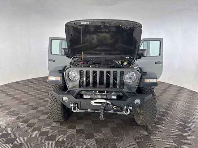 Used 2020 Jeep Gladiator Mojave w/ Trailer Tow Package image 15
