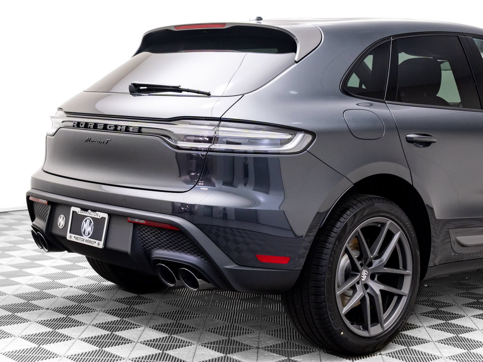 New 2026 Porsche Macan Turbo AWD/4WD image 37