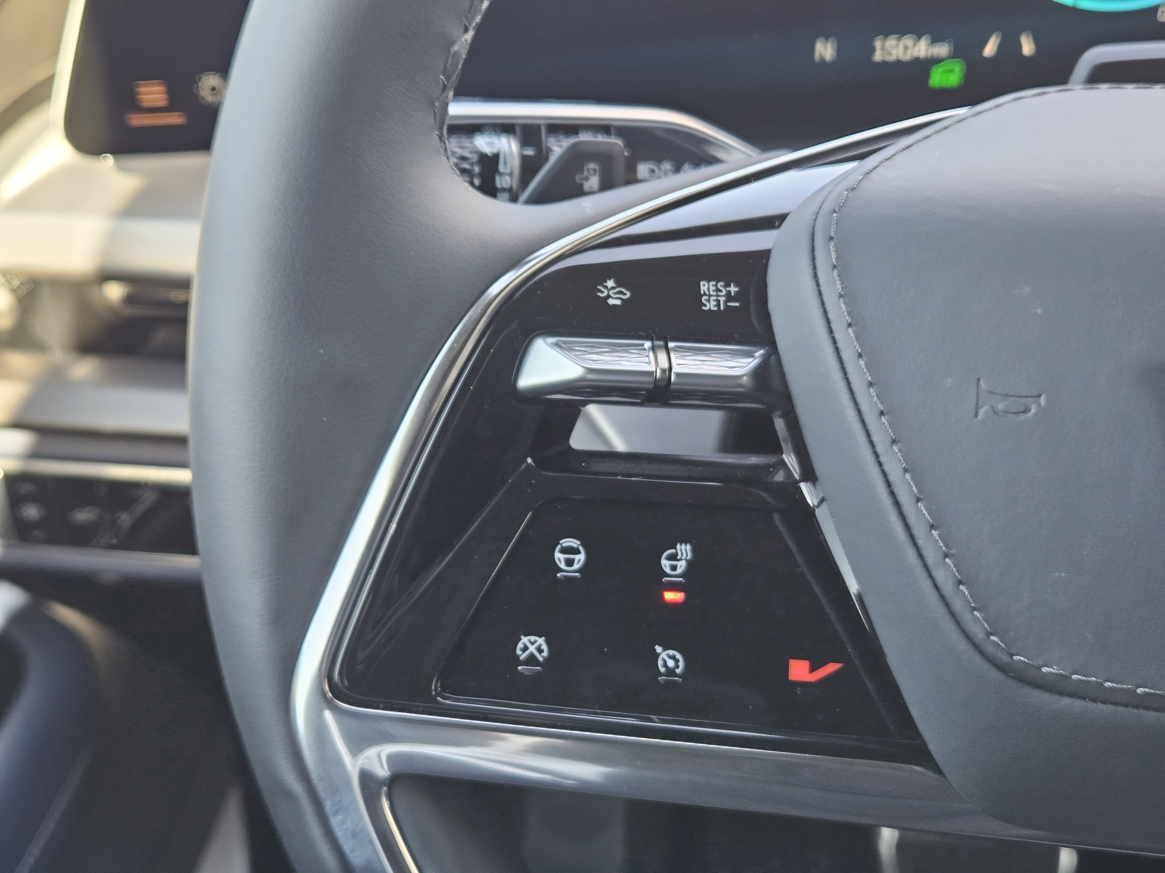 Used 2026 Cadillac Vistiq Premium Luxury image 27