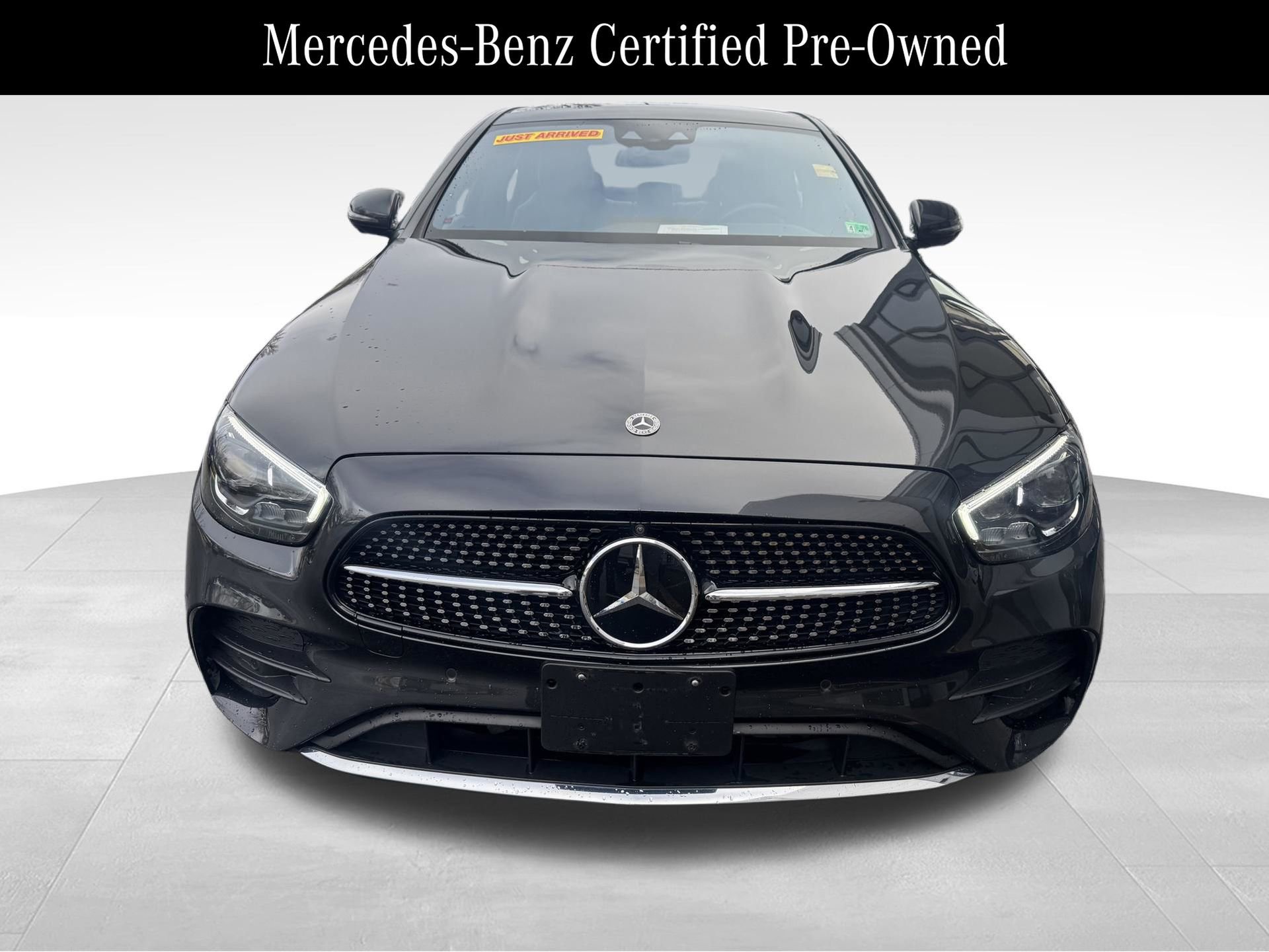 Used 2022 Mercedes-Benz E 450 4MATIC Sedan image 2