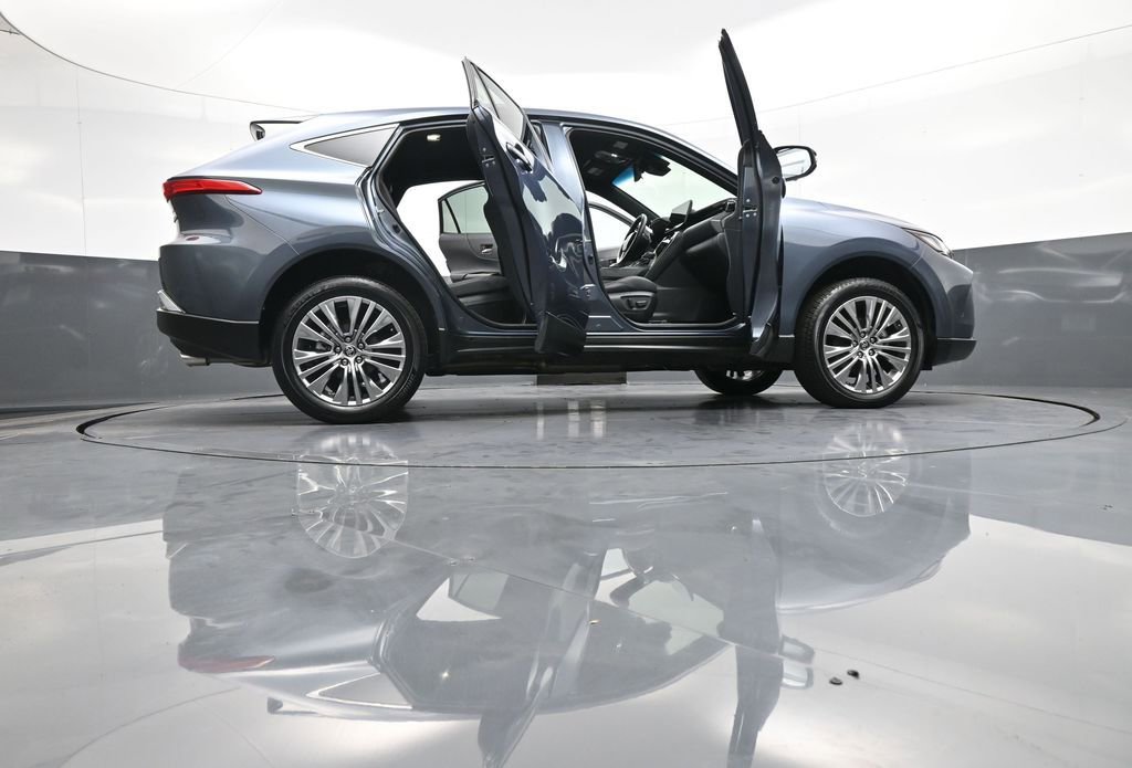 Certified 2024 Toyota Venza Limited image 47
