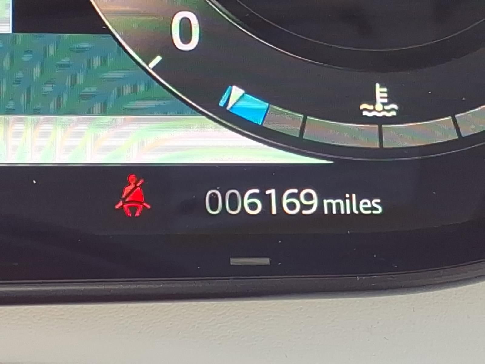 Used 2025 Land Rover Range Rover SE image 25