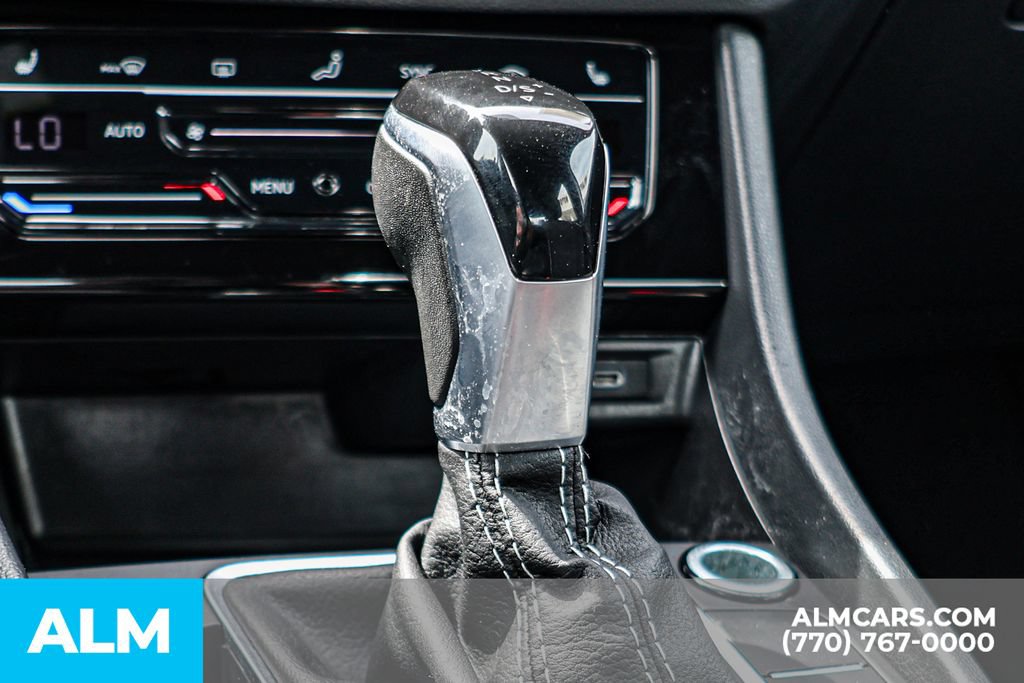 Used 2025 Volkswagen Jetta Sport FWD image 39