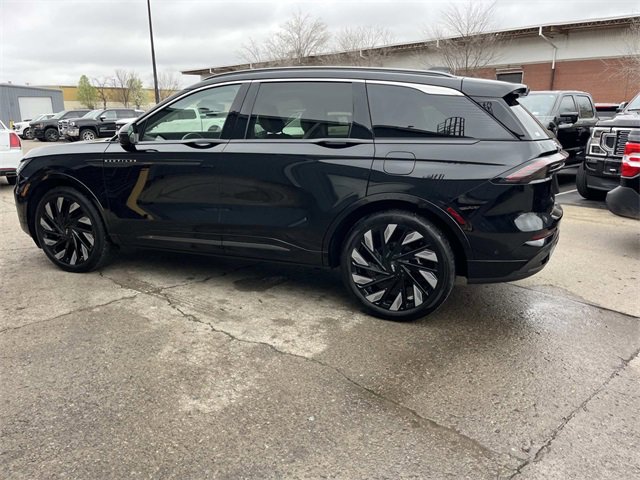 Used 2024 Lincoln Nautilus Black Label w/ Jet Appearance Package (87T) image 6