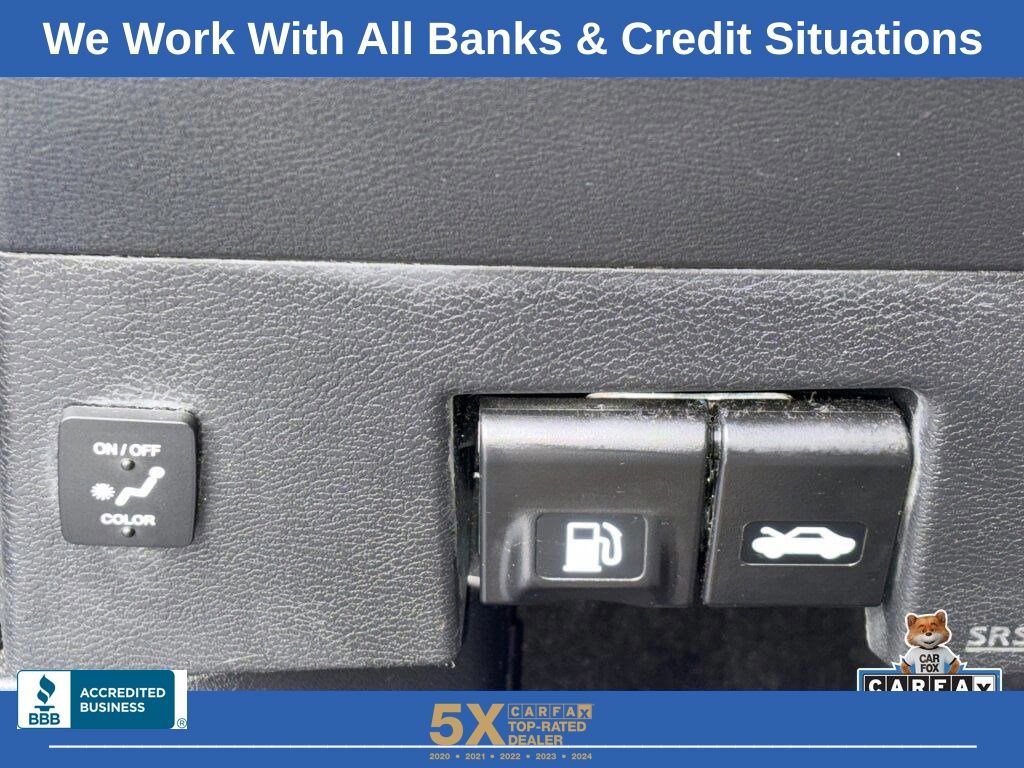 Used 2023 Nissan Kicks SR w/ Interior Electronics Package FWD image 25