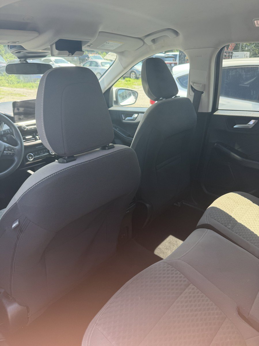Used 2021 Ford Escape SE FWD image 20