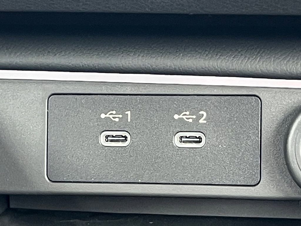New 2026 Nissan Sentra SR FWD image 7