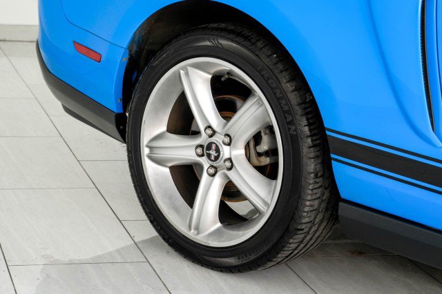 Used 2010 Ford Mustang GT Premium RWD image 44