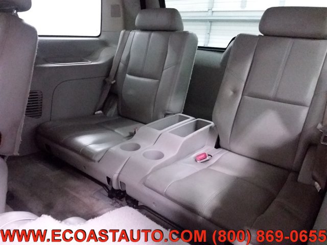 Used 2007 GMC Yukon SLT w/ SLT Preferred Equipment Group AWD/4WD image 13