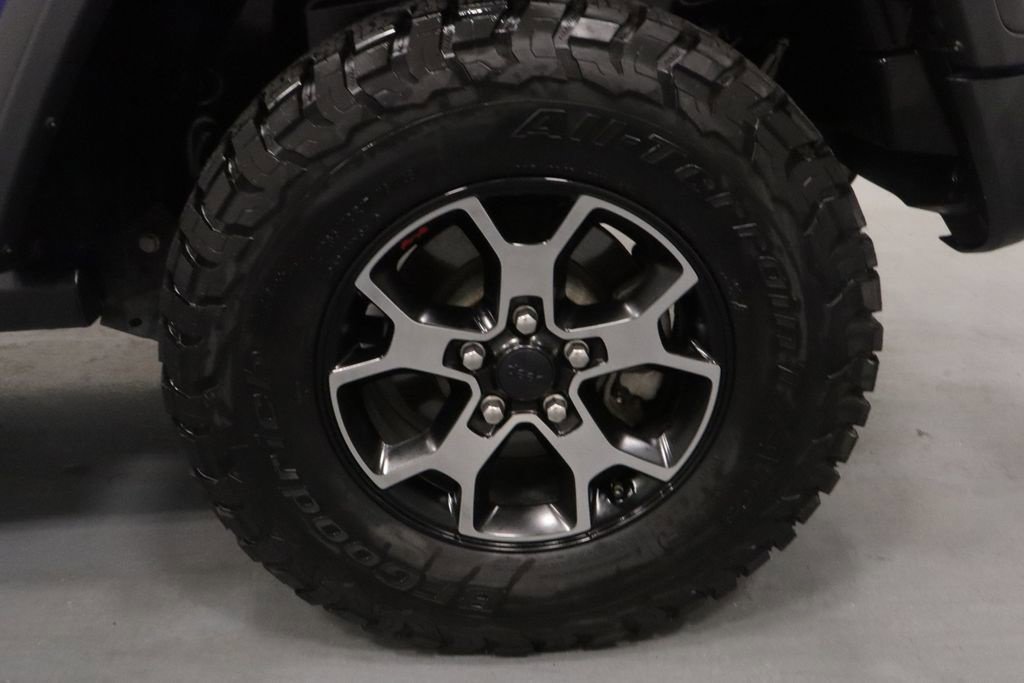Certified 2018 Jeep Wrangler Unlimited Rubicon AWD/4WD image 25