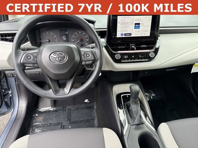 Used 2025 Toyota Corolla LE FWD image 17