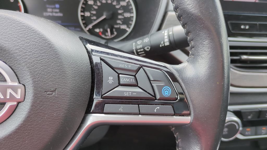 Used 2023 Nissan Altima 2.5 SV w/ SV Premium Package image 22