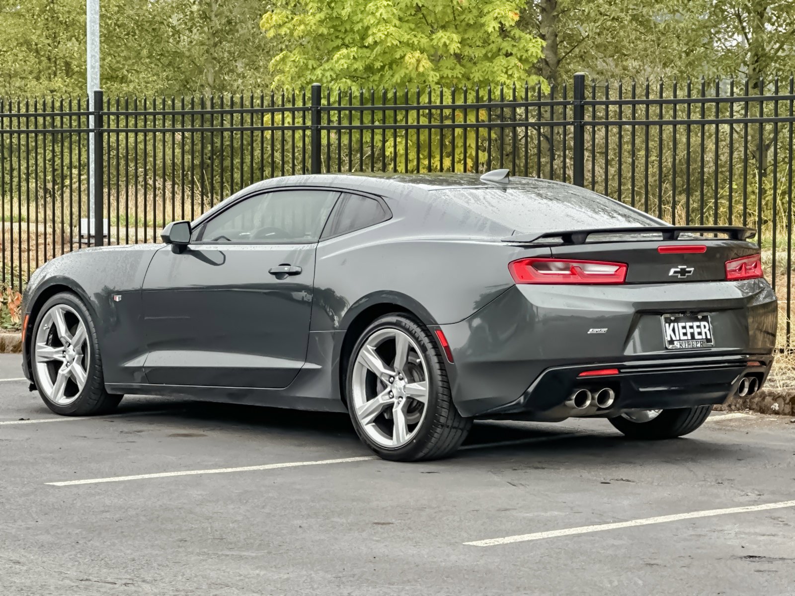 Used 2018 Chevrolet Camaro SS image 6