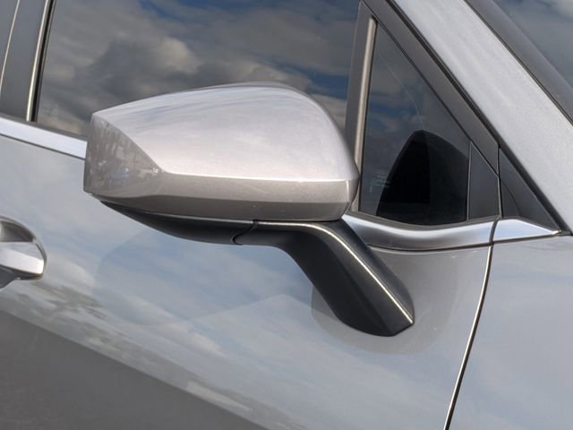 Used 2025 Kia Sportage LX image 8