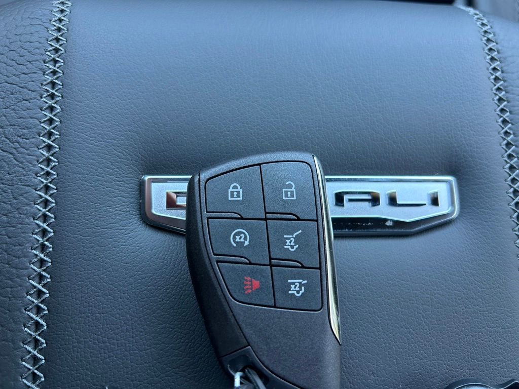 New 2026 GMC Yukon Denali image 34