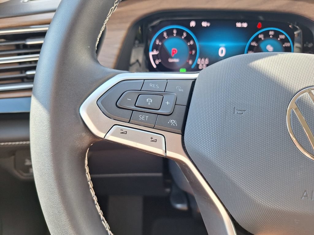 Certified 2026 Volkswagen Atlas SE FWD image 18