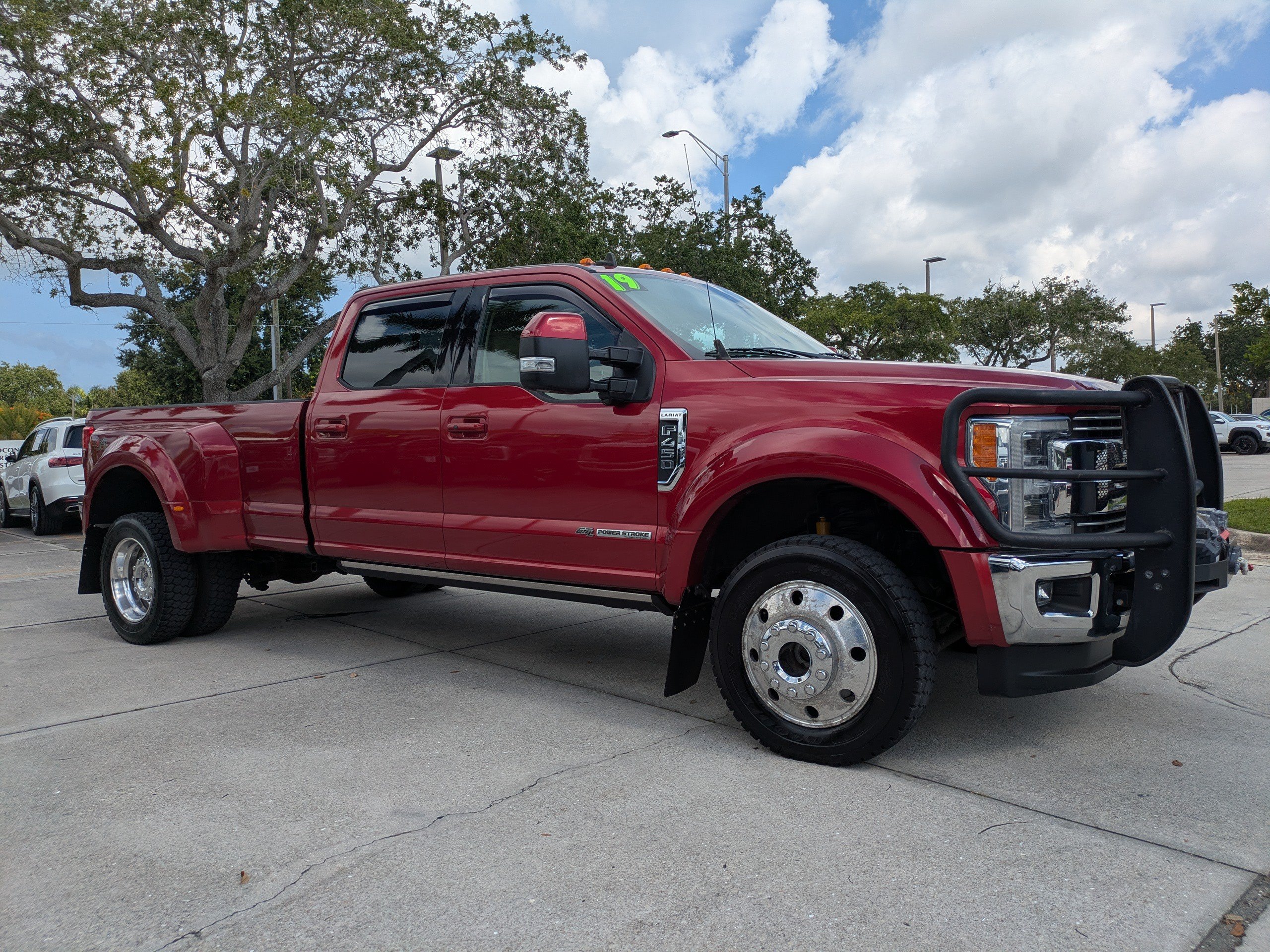 Used 2019 Ford F450 Lariat w/ Lariat Ultimate Package AWD/4WD image 2