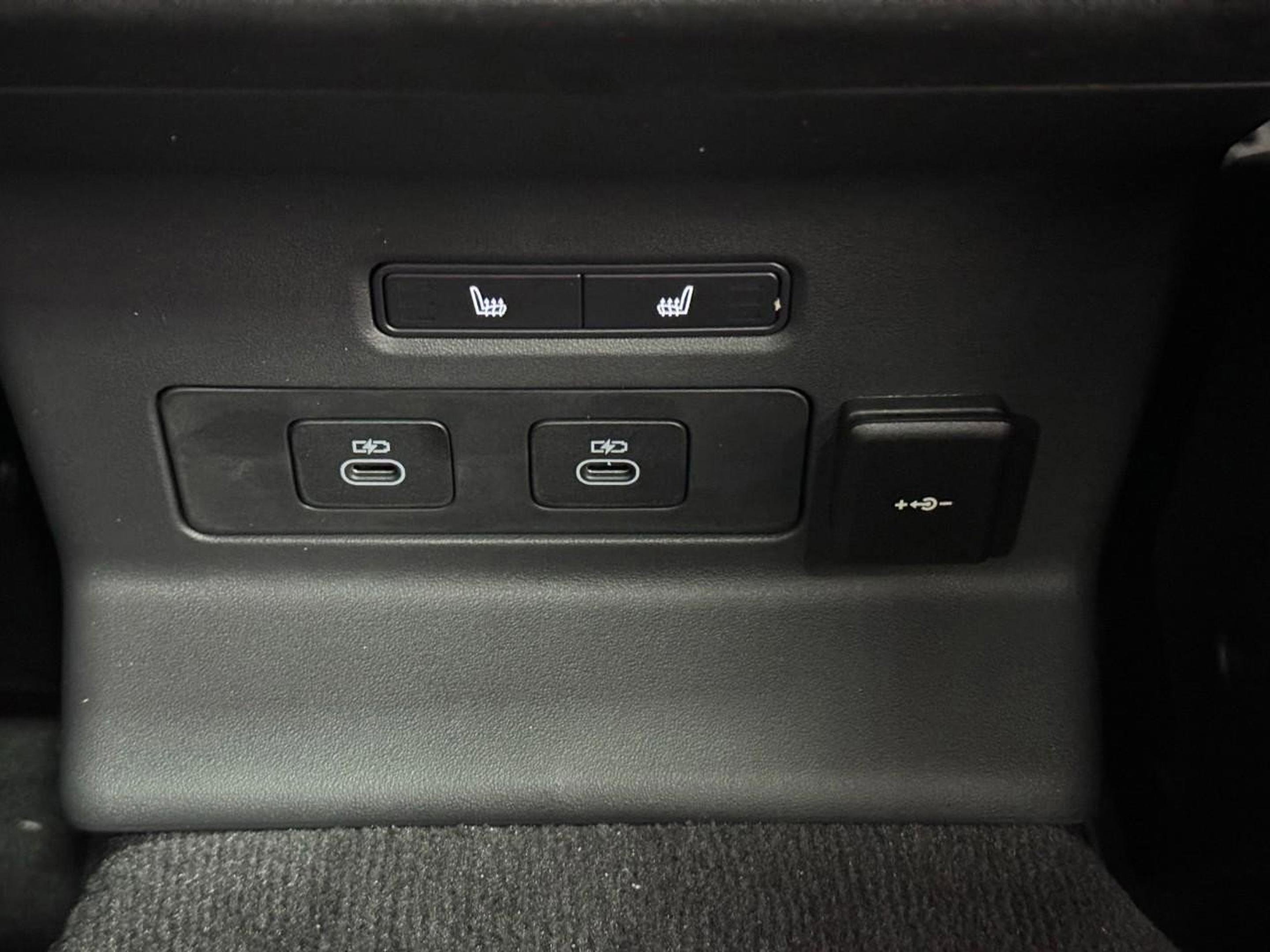 New 2026 Land Rover Range Rover Velar S image 11