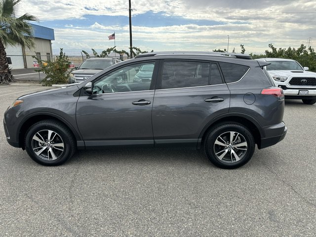 Used 2017 Toyota RAV4 XLE w/ Plus Extra Value Package AWD/4WD image 4
