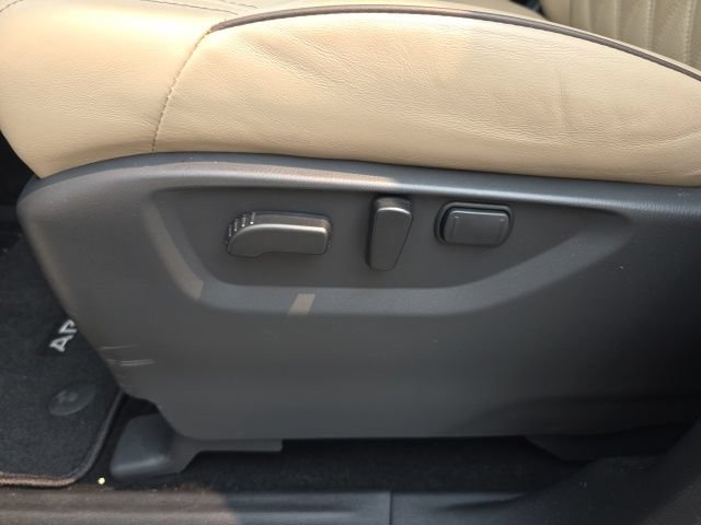 Used 2023 Nissan Armada Platinum w/ Captain's Chairs Package AWD/4WD image 19