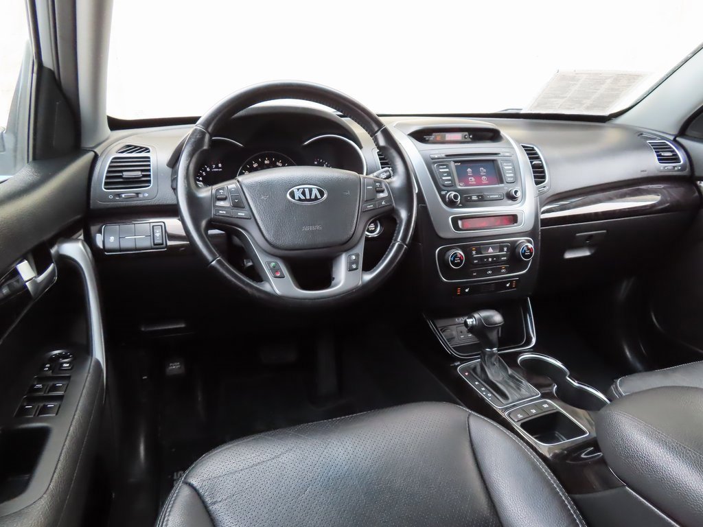 Used 2014 Kia Sorento EX image 4