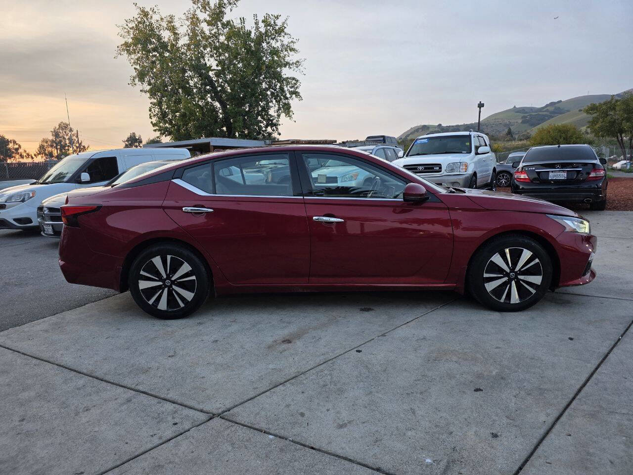 Used 2019 Nissan Altima 2.5 SL image 7