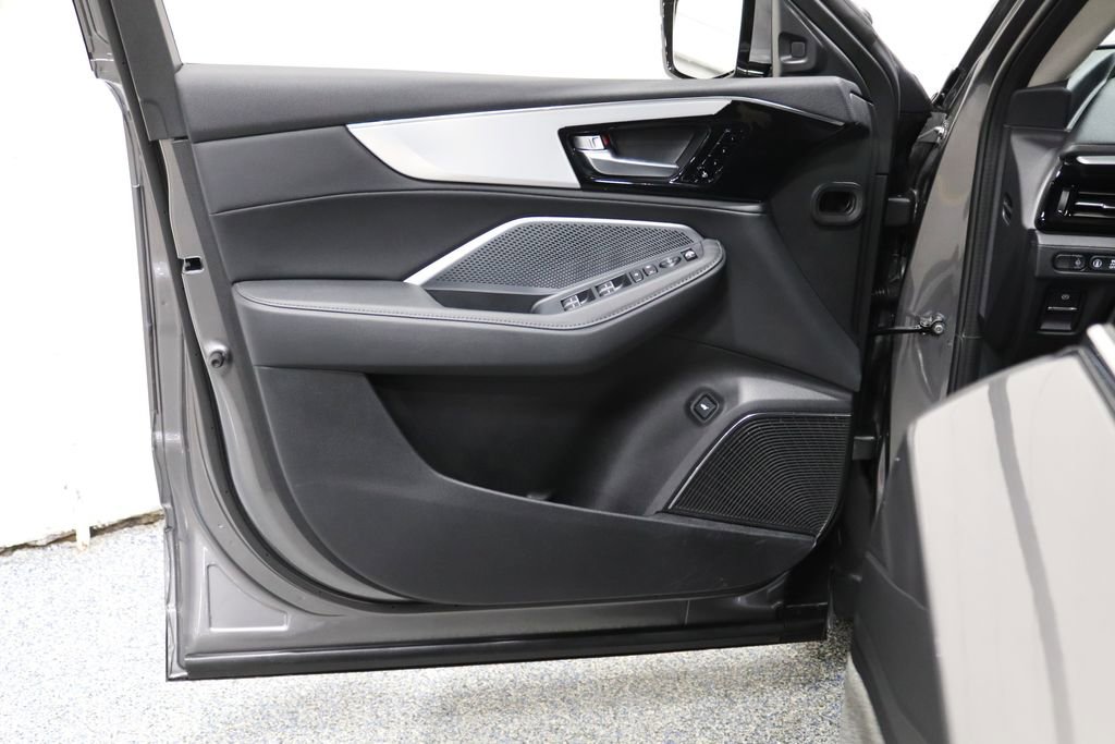 Certified 2026 Acura MDX SH-AWD image 13