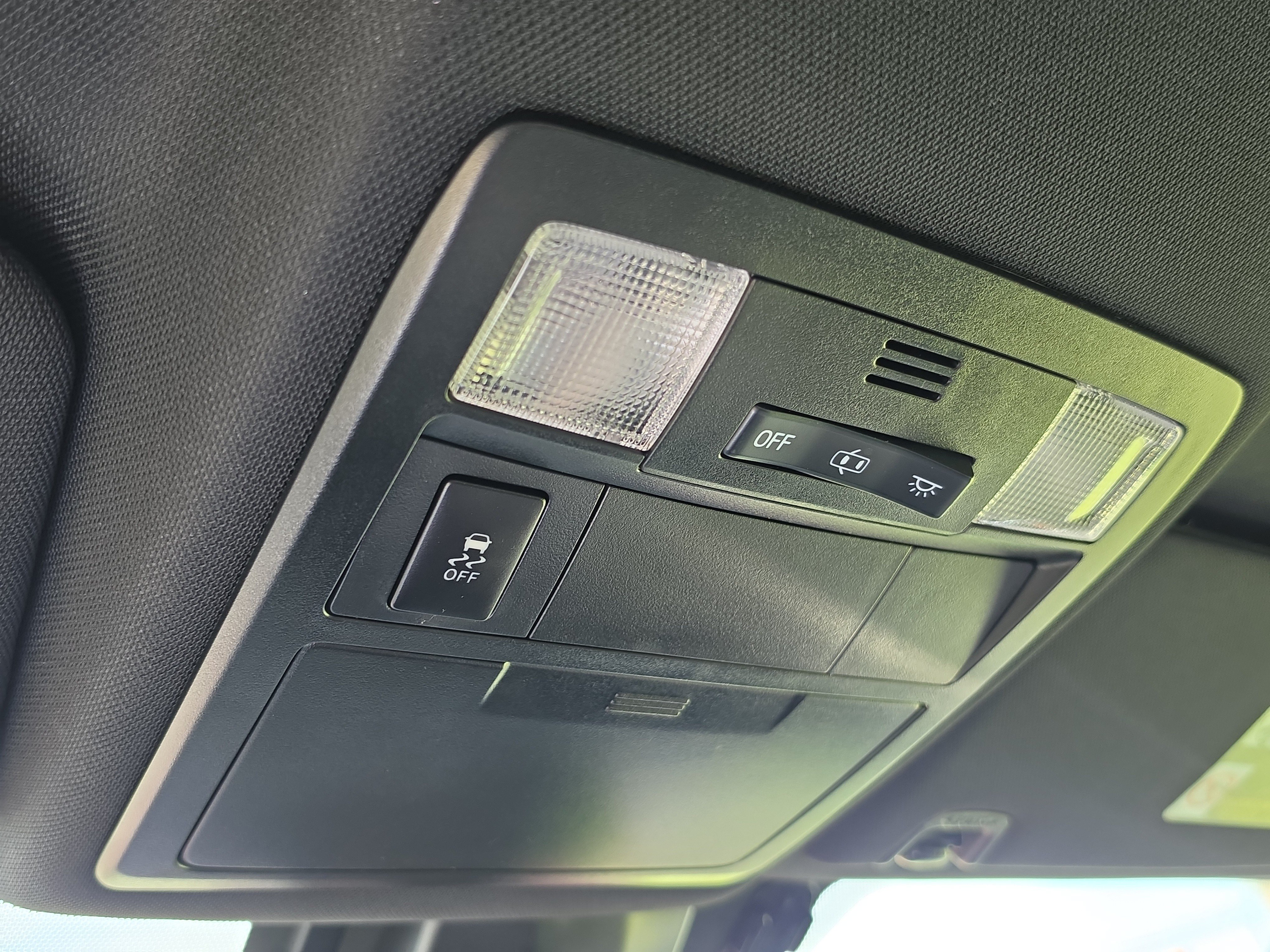 Used 2018 Toyota Tacoma TRD Sport RWD image 31