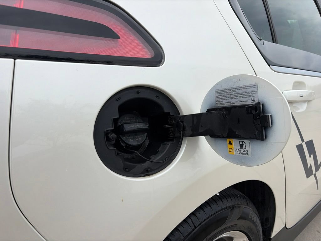 Used 2012 Chevrolet Volt Premium w/ Premium Trim Package FWD image 42