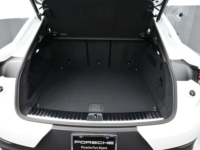 New 2026 Porsche Cayenne Coupe image 16