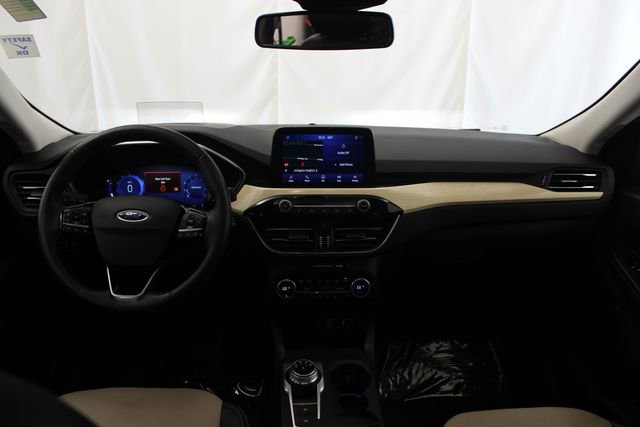 Used 2021 Ford Escape Titanium w/ Titanium Elite Package image 22