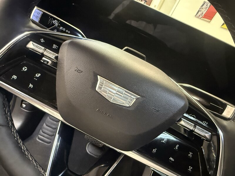 Used 2024 Cadillac Lyriq Sport AWD/4WD image 26