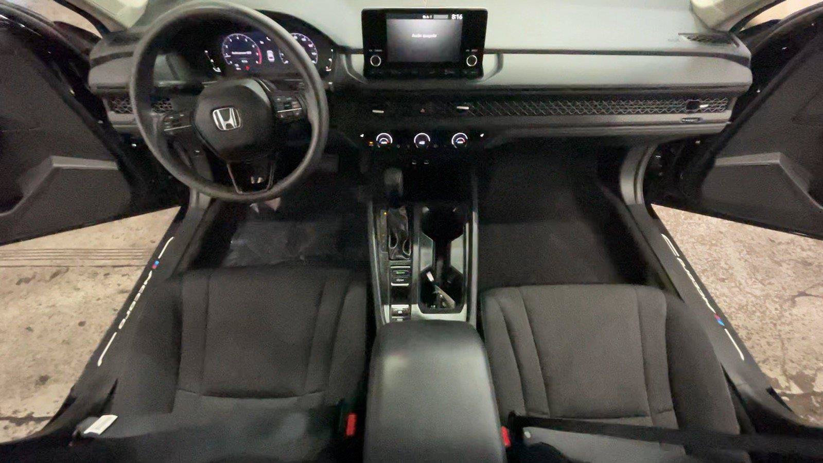Used 2025 Honda Accord SE image 26