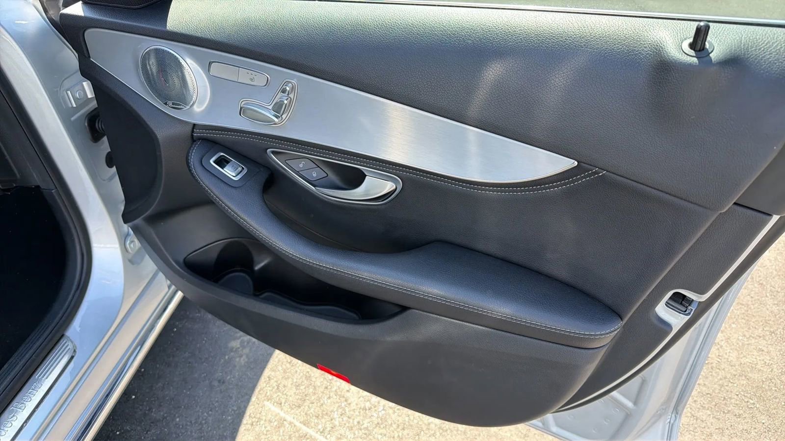 Used 2015 Mercedes-Benz C 300 4MATIC Sedan w/ Premium 1 Package image 17