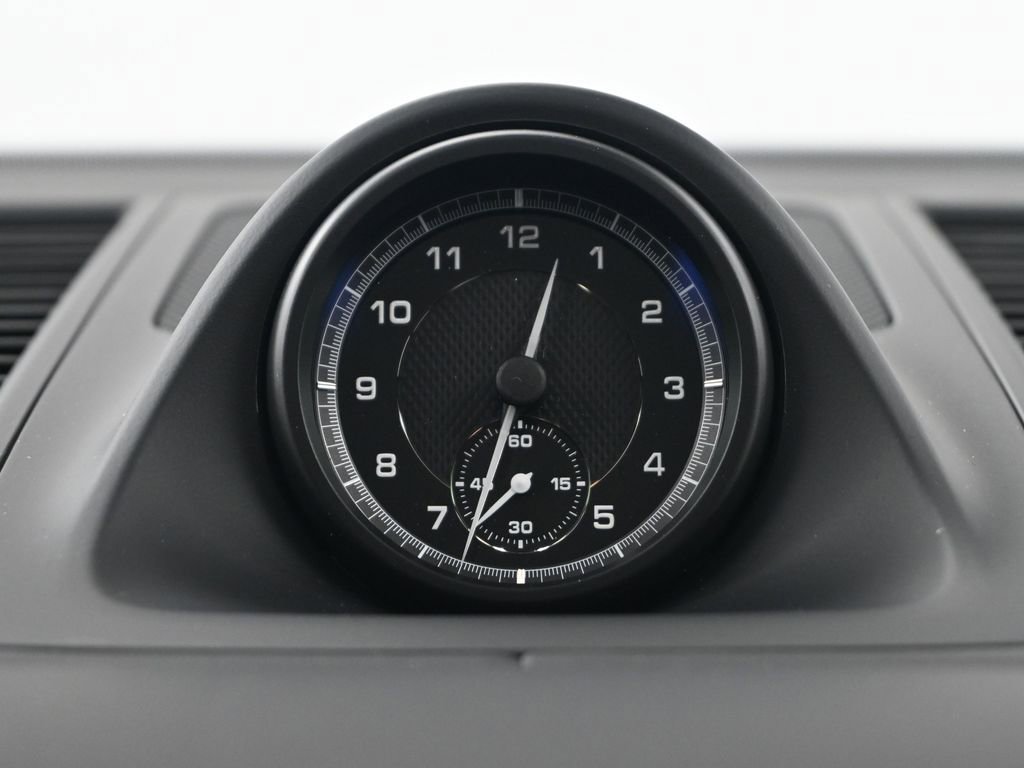 New 2026 Porsche Macan image 12