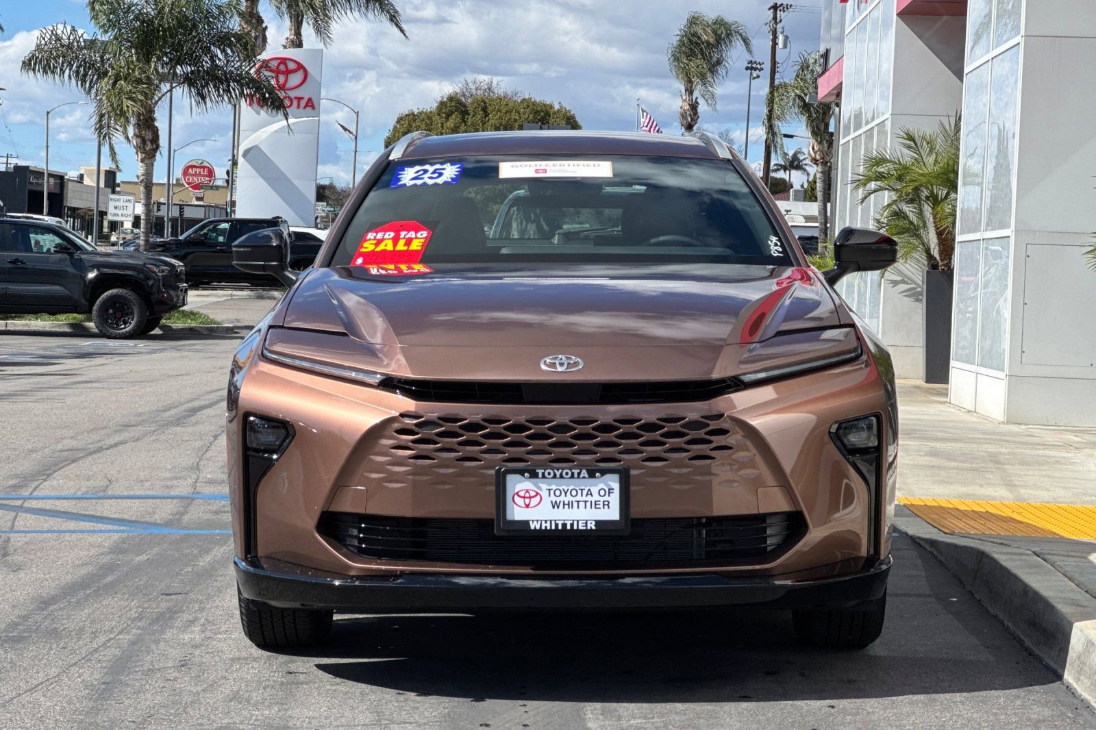 Certified 2025 Toyota Crown Signia image 11