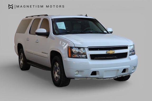 Used 2008 Chevrolet Suburban LT w/ LT Preferred Equipment Group image 6