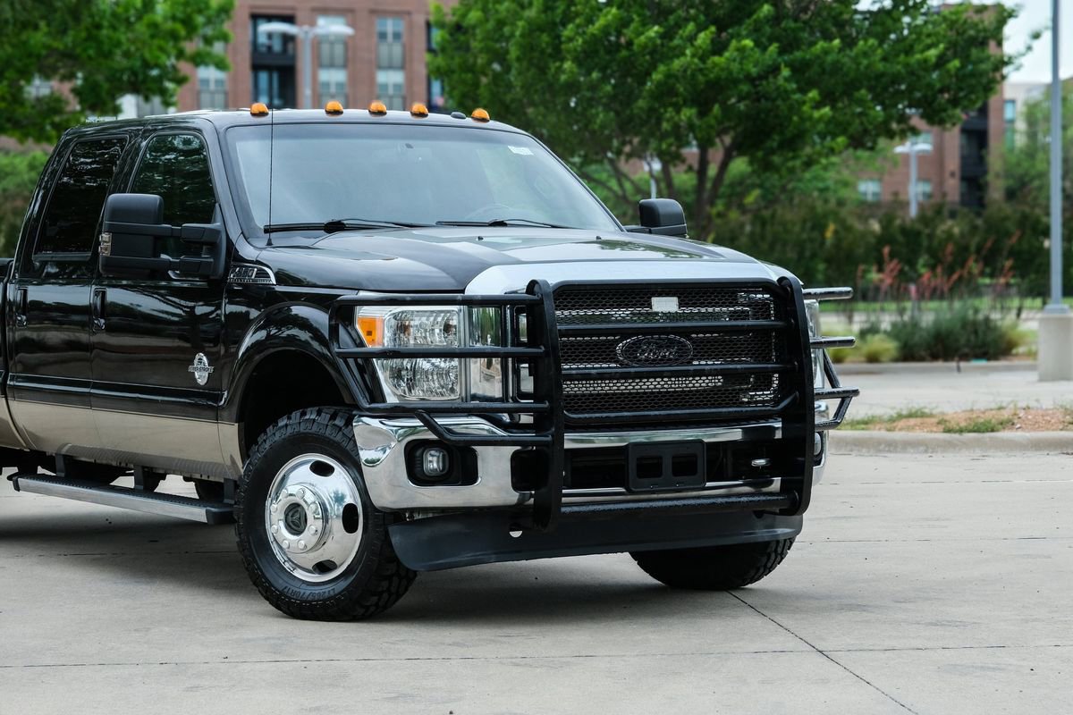 Used 2012 Ford F350 Lariat w/ Lariat Ultimate Pkg AWD/4WD image 3